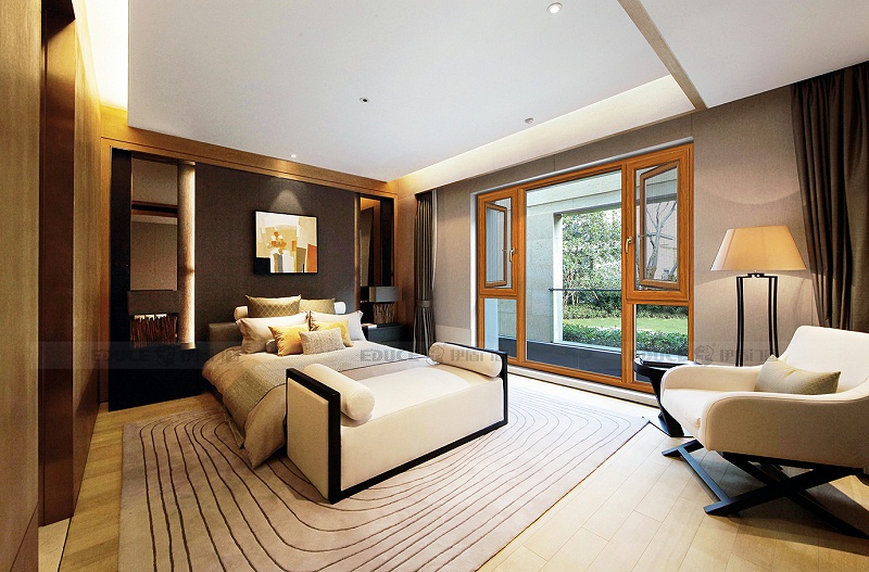 伊盾系統(tǒng)門窗，給你一個安全、健康、安靜的家居生活環(huán)境！