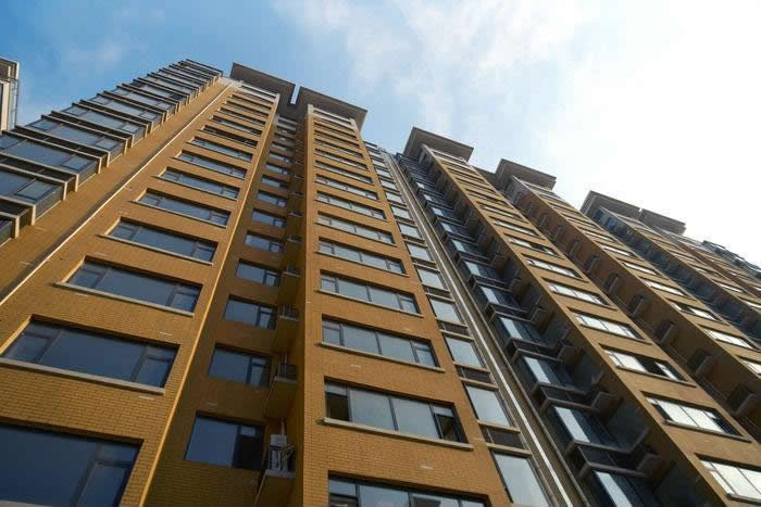 重慶6歲女孩被高空窗戶砸暈，門窗該如何使用才可以確保安全？