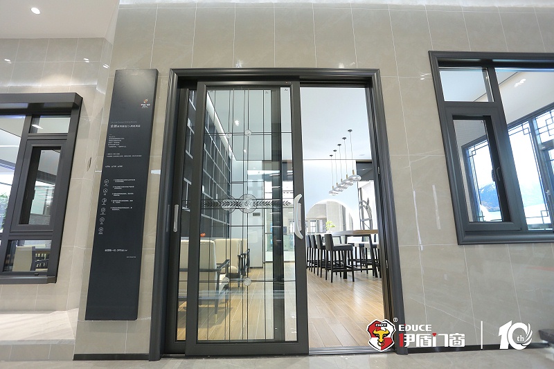 2019年中國(guó)門窗十大品牌排名:伊盾門窗12 2019年中國(guó)門窗十大品牌排名:伊盾門窗12