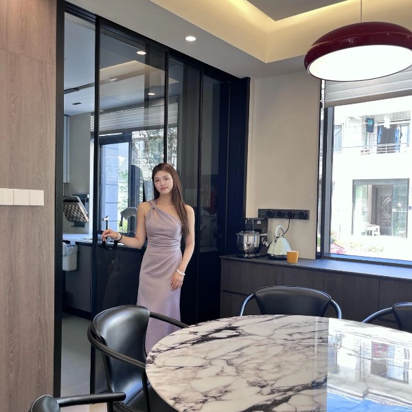 門窗十大品牌之伊盾門窗，產(chǎn)品為根，模式為王！