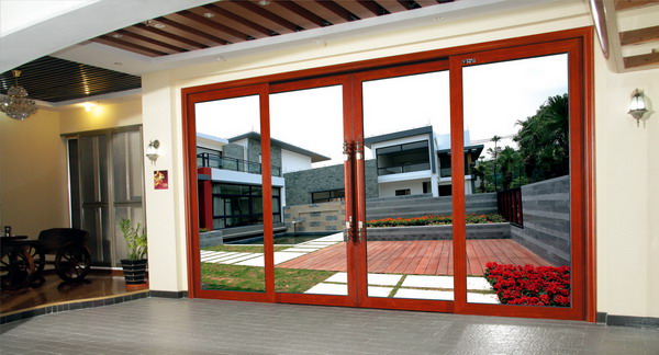 伊盾安全門窗，引領(lǐng)建材行業(yè)時(shí)尚！20150916115718_447