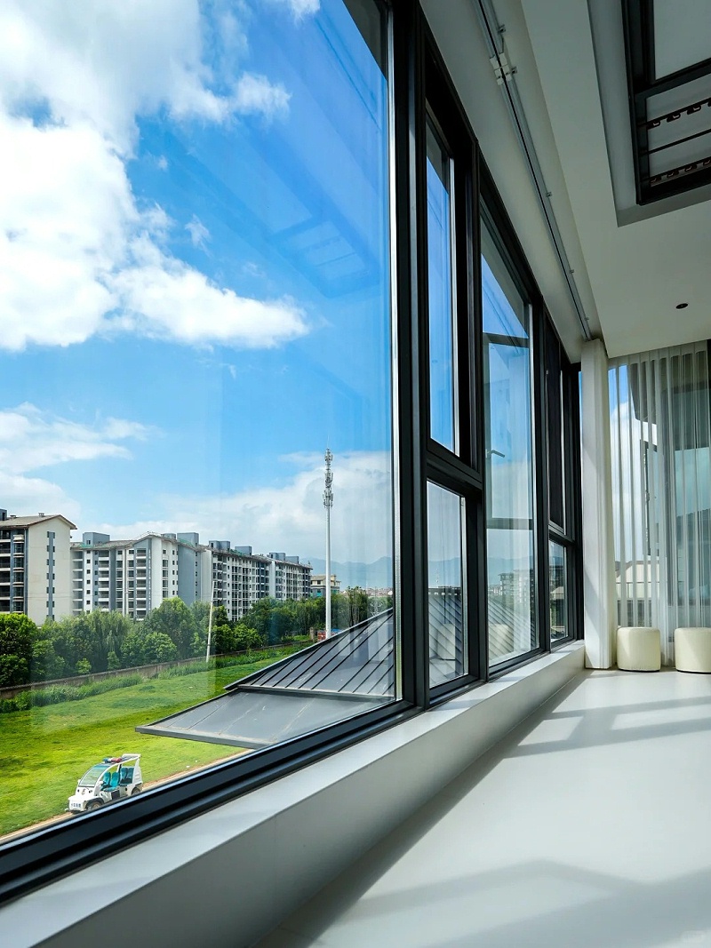 封窗選對，陽光滿屋??宅家人的夢中情窗_3_伊盾門窗_來自小紅書網(wǎng)頁版